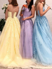 Scoop Neck Tulle Prom Dress with Appliques and Lace Sweep Train