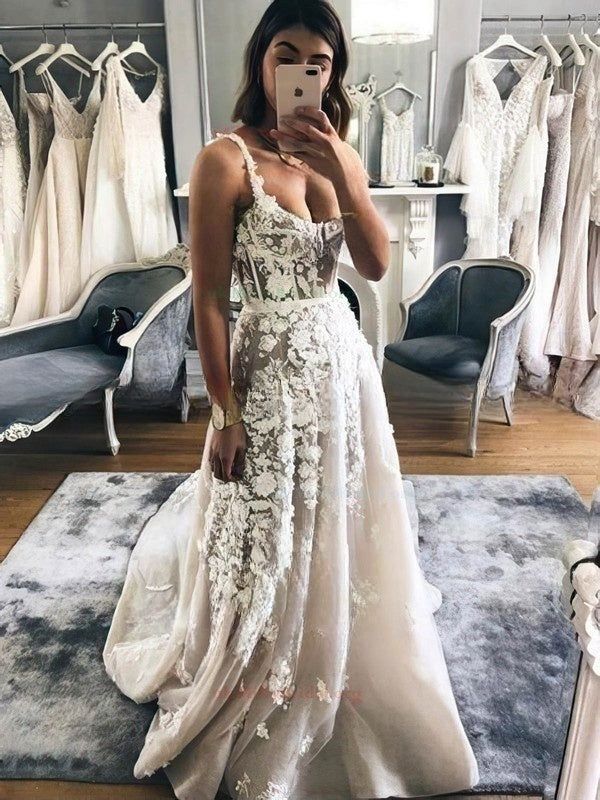 Square Neckline Ball Gown Tulle Wedding Dresses With Appliques Lace and Sweep Train