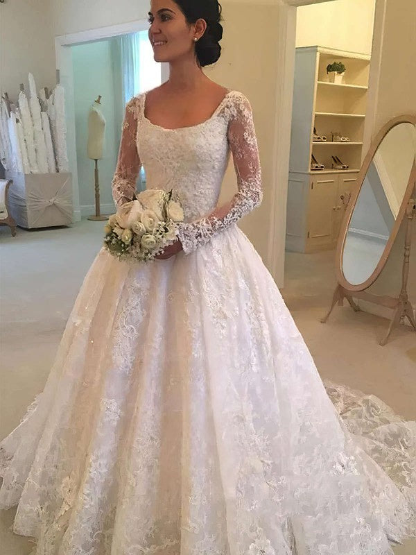 Square Neckline Ball Gown Wedding Dress with Appliques Lace and Sweep Train