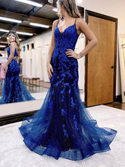 Stunning Trumpet/Mermaid Prom Dress with Glitter Appliques and Lace Sweep Train