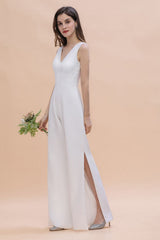 Stylish V-neck Sleeveless White Lace Bridesmaid Jumpsuit Online-Babyonlines