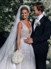V-neck Glitter Court Train Wedding Dresses With Beading for Ball Gown