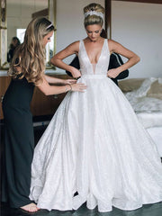 V-neck Glitter Court Train Wedding Dresses With Beading for Ball Gown