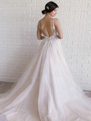 V-neck Tulle Ball Gown Wedding Dress With Appliques Lace and Sweep Train