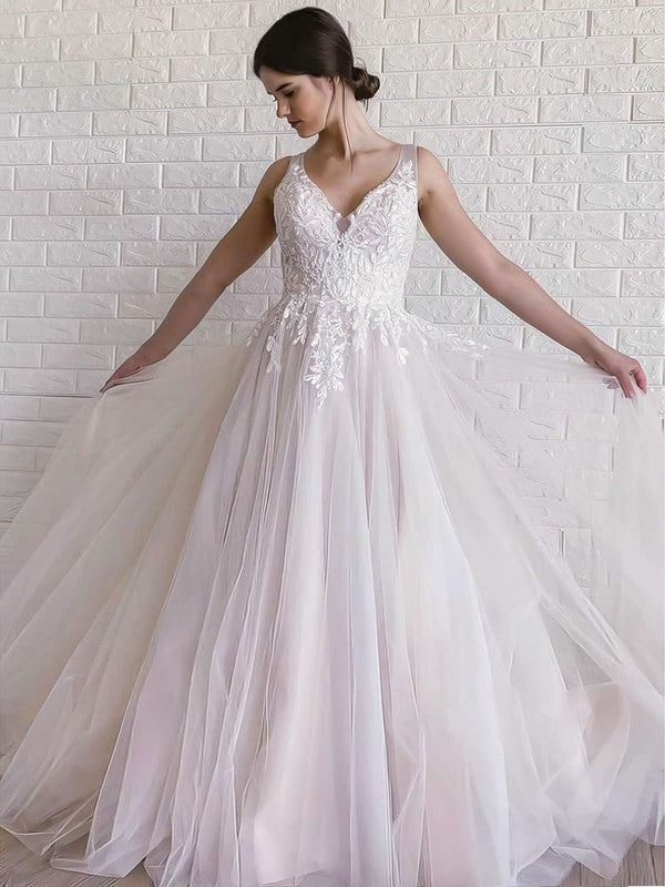 V-neck Tulle Ball Gown Wedding Dress With Appliques Lace and Sweep Train
