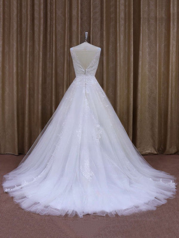V-neck Tulle Chapel Train Ball Gown Wedding Dress With Beading