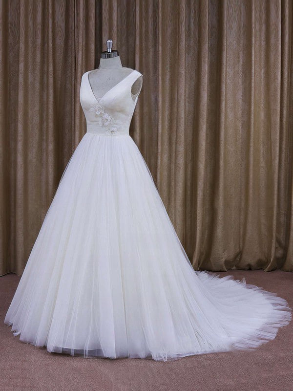 V-neck Tulle Court Train Wedding Dress with Flower(s) - Ball Gown Style