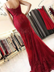 V-neck Tulle Lace Appliques Trumpet/Mermaid Sweep Train Prom Dress