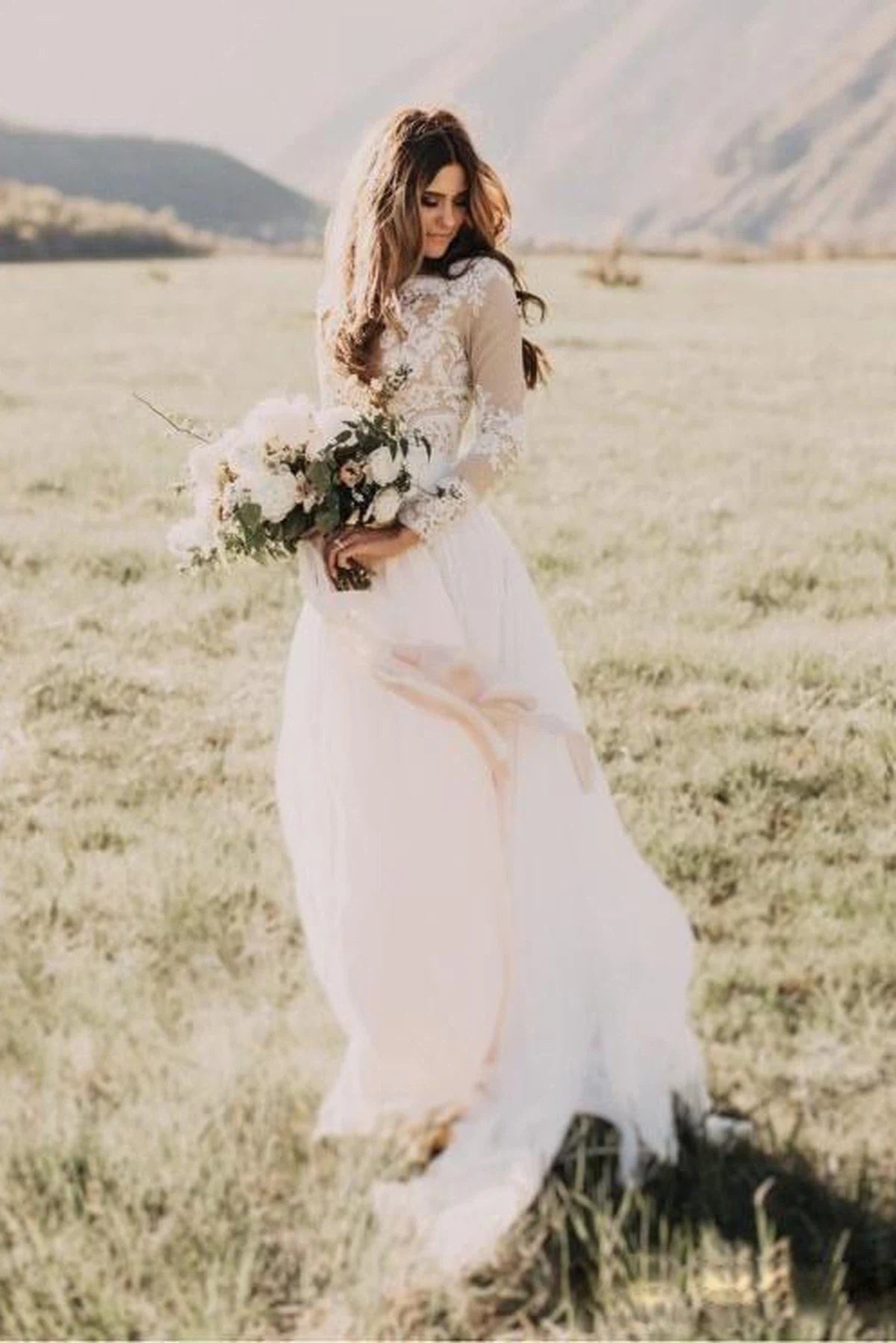 Boho Country Elopement Wedding Dress Western Long Sleeve Modest Vintage Bridal Gown
