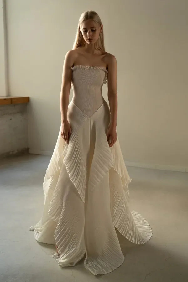 Chic Beige Pleated Strapless Contrast Color Stitching Prom Dress