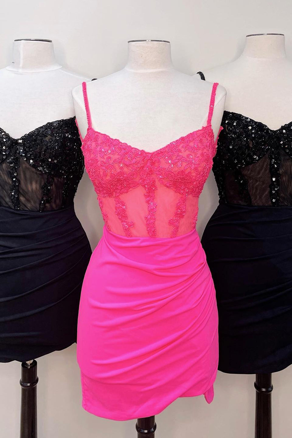 Sparkly Black Corset Satin Tight Short Homecoming Dress with Sequins