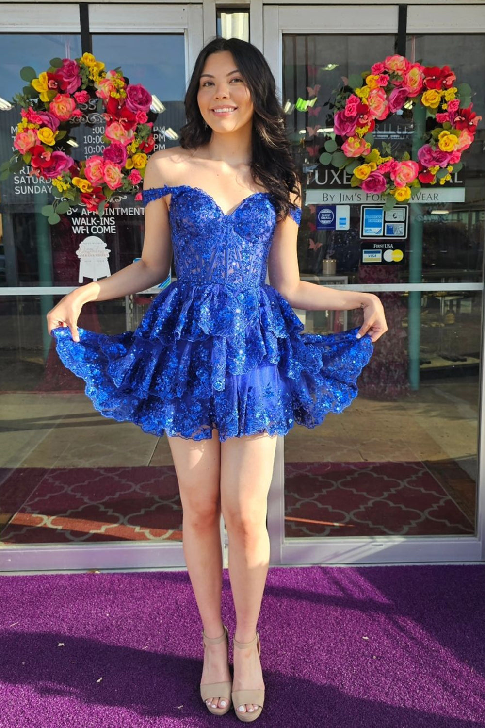 Sparkly Grey A-Line Tiered Lace Short Homecoming Prom Dress