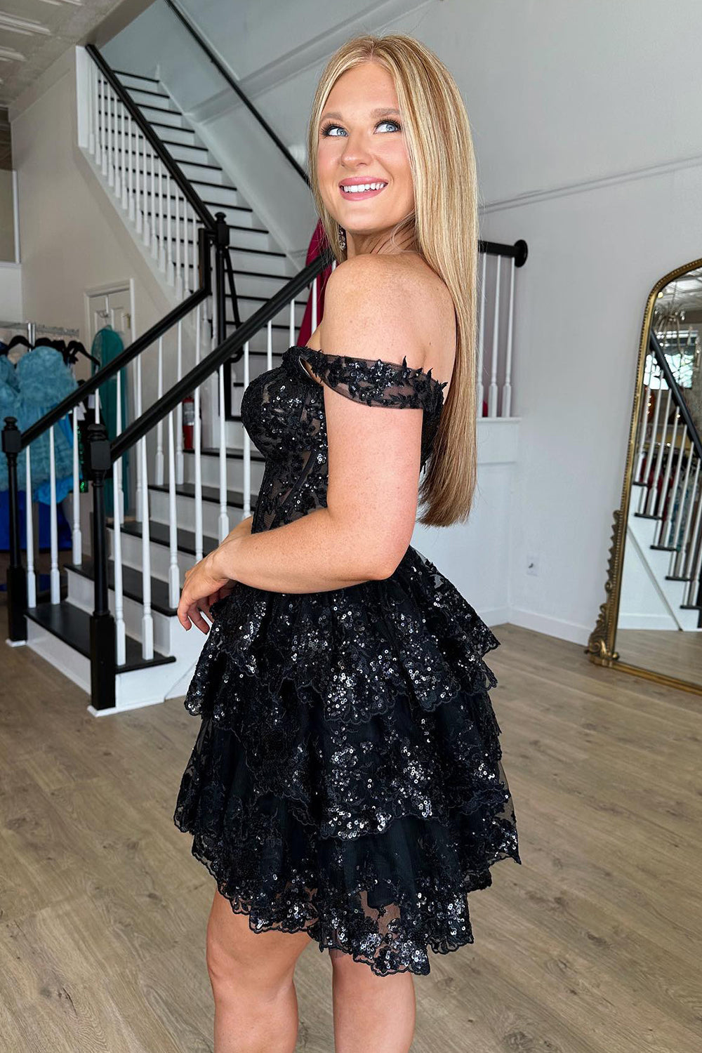 Sparkly Black Corset Tiered Lace A-Line Short Homecoming Prom Dress