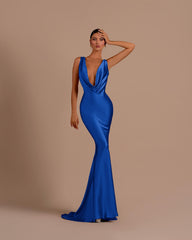Black Deep V Neck Mermaid Long Pleated Prom Dress