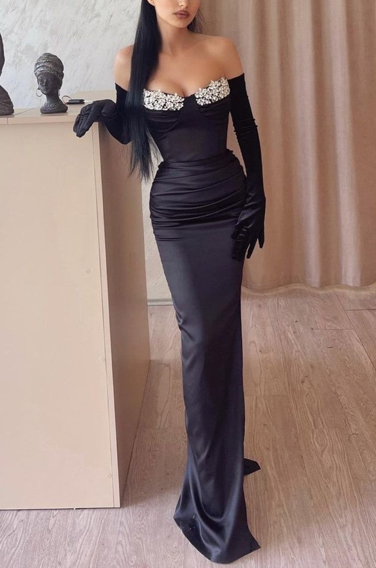 Black Off the Shoulder Mermaid Long Prom Dress with Appliques and Gloves