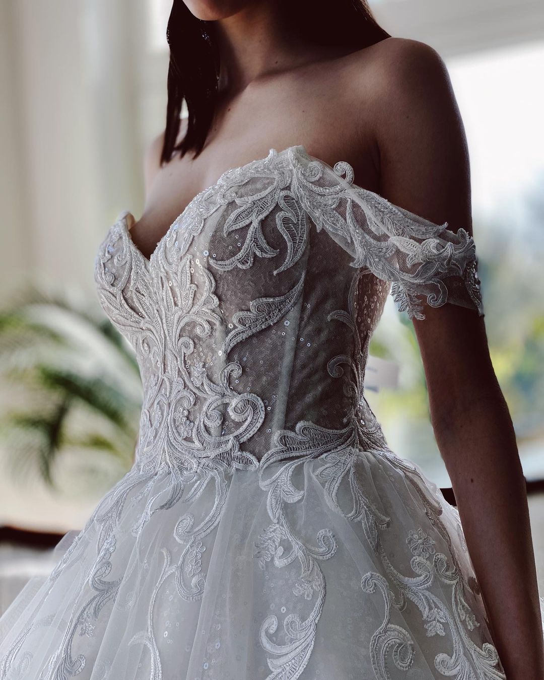 Charming Long A-Line Off-the-Shoulder Tulle Wedding Dress