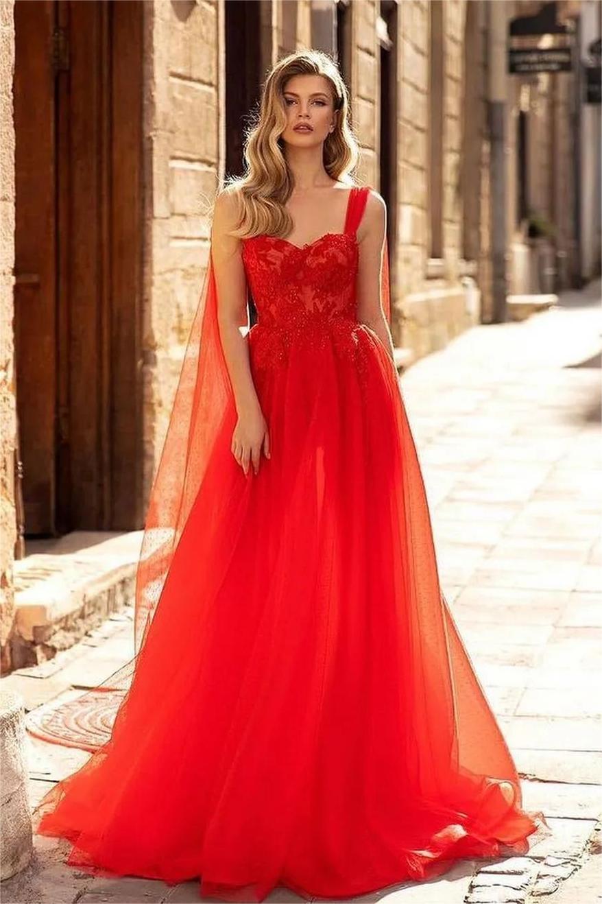 Charming Red Spaghetti Strap Sweetheart Prom Dress with Appliques