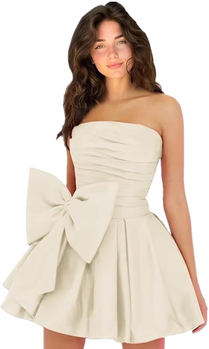 Chic A-line Sleeveless Strapless Ruched Lace Up Short Homecoming Dresses with Bow
