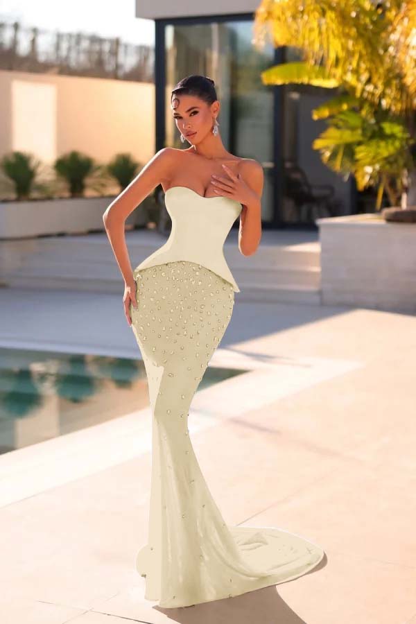 Chic Strapless Mermaid Long Prom Dress with Beading
