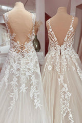 Deep V-Neck A-Line Lace Floor-Length Wedding Dress with Tulle Appliques