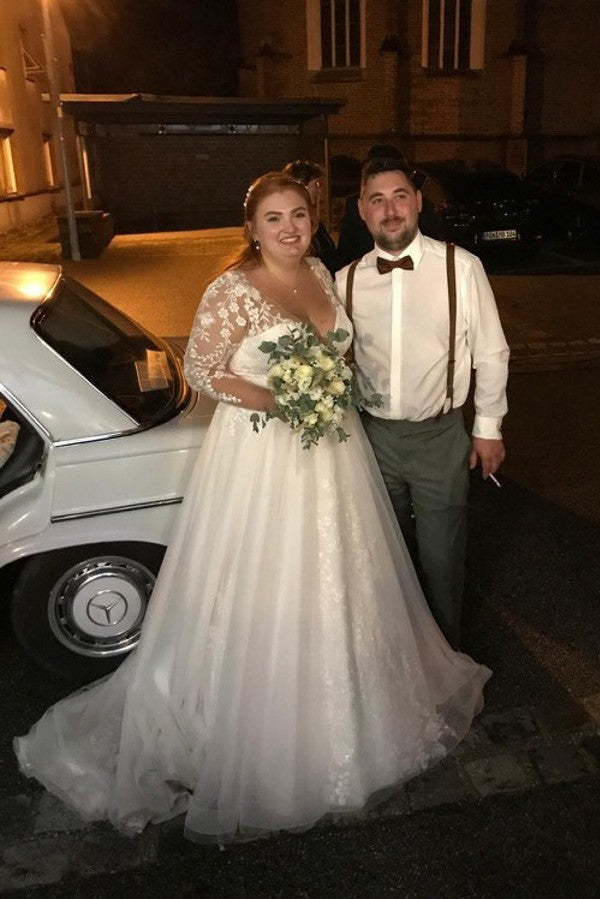 Babyonlines Deep V-neck Long Sleeves Plus Size Ball Gown Wedding Dresses