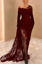 Elegant Black Asymmetric Long Prom Dress with Split Gloves