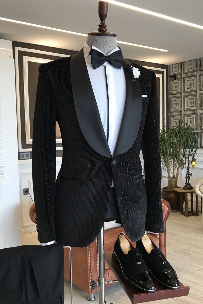 Gentle Black Shawl Lapel Wedding Suit with One Button and Easy Fit