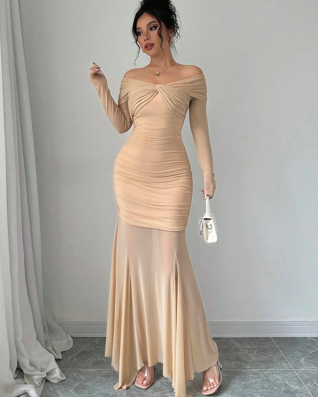 Glamorous Off the Shoulder Long Sleeve Mermaid Prom Dress with Pleats