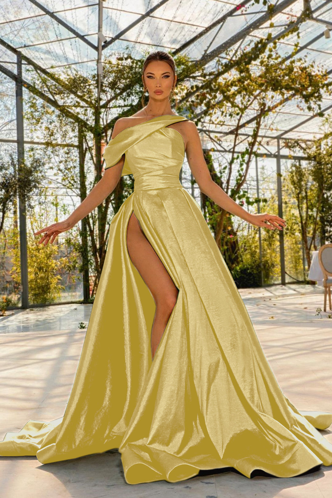 Elegant One Shoulder Green Satin Prom Dress with High Split