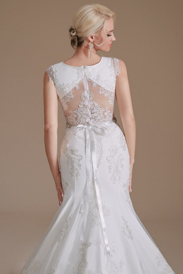 Mermaid Jewel Neck Long Wedding Dress with Tulle Lace