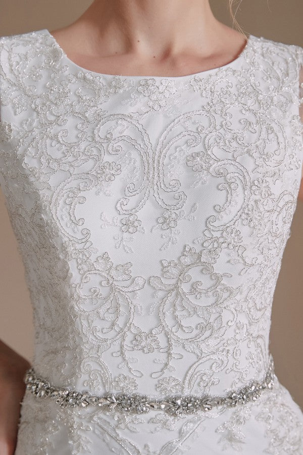 Mermaid Jewel Neck Long Wedding Dress with Tulle Lace