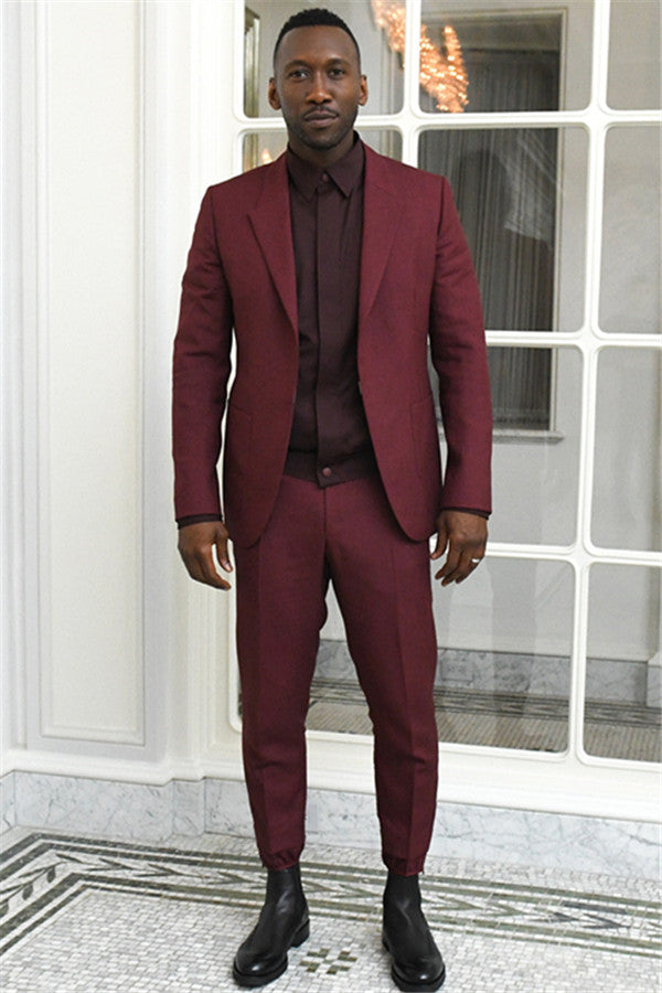 New Burgundy Two-Piece Designer Wedding Suit with Peaked Lapel for Men
