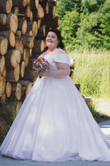 Babyonlines Off-the-Shoulder Ball Gown Plus Size Tulle Wedding Dresses