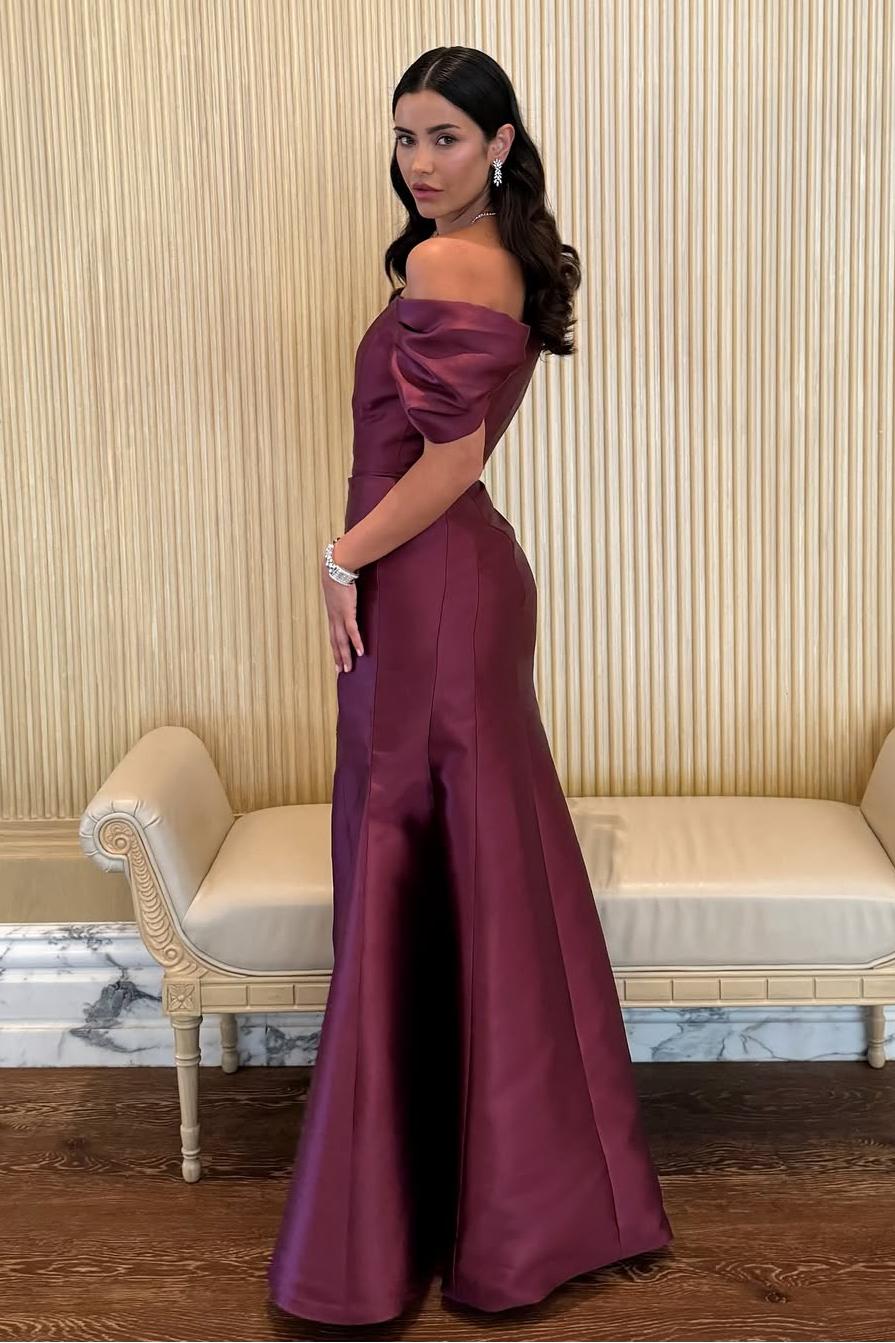 Off the Shoulder Bubble Sleeve Mermaid Long Pleated Prom Dress