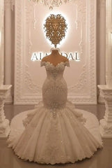 Off-the-Shoulder Floor-Length Backless Mermaid Wedding Dress with Crystal