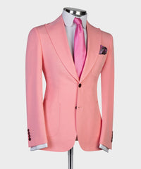 Pink Three-Piece Peaked Lapel Wedding Suit for Groom