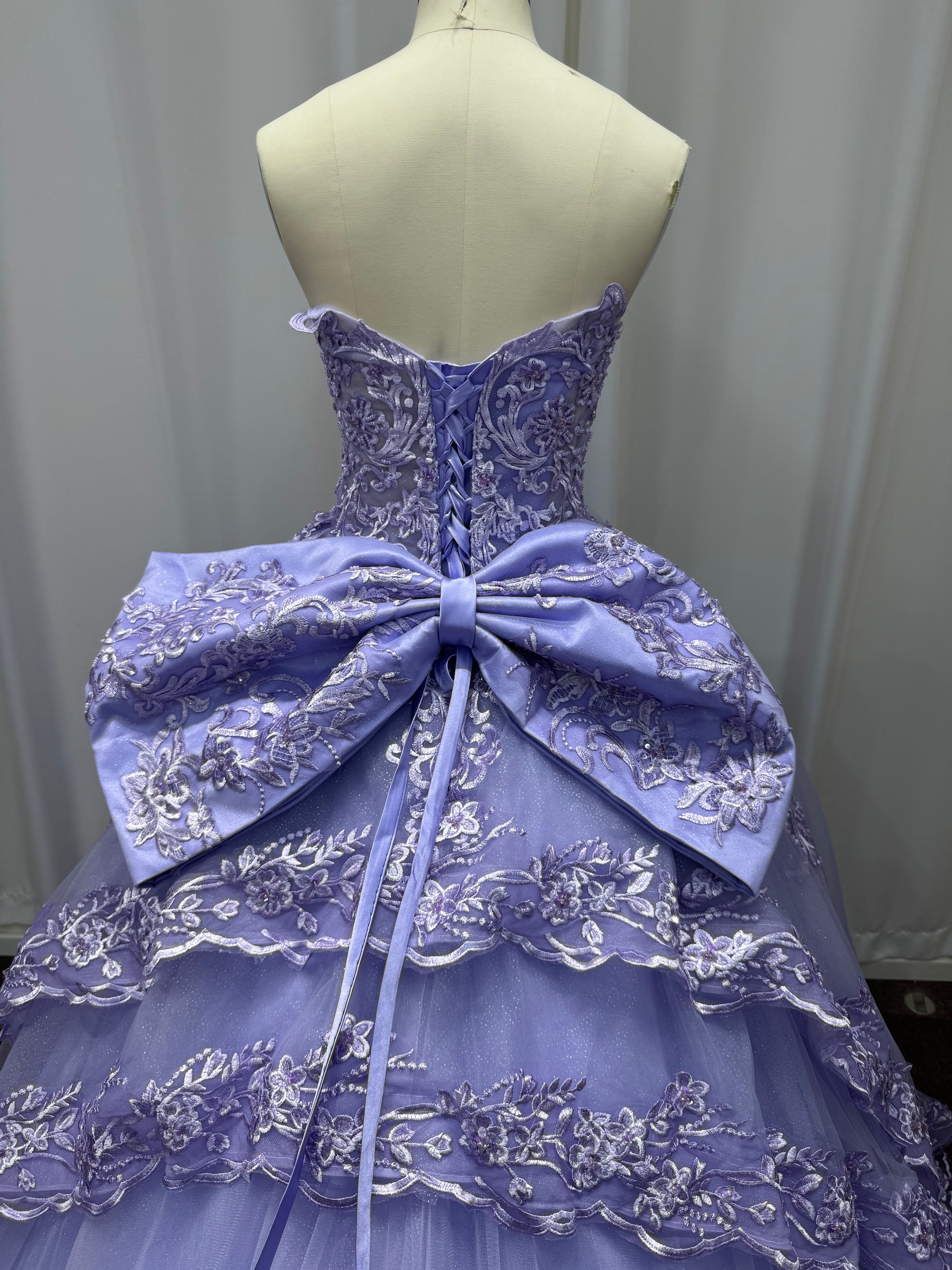 Sweetheart Tulle Lace Long Ball Gown Prom Dresses with Bow