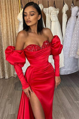 Red Off the Shoulder Sweetheart Mermaid Prom Dress with Split and Appliques