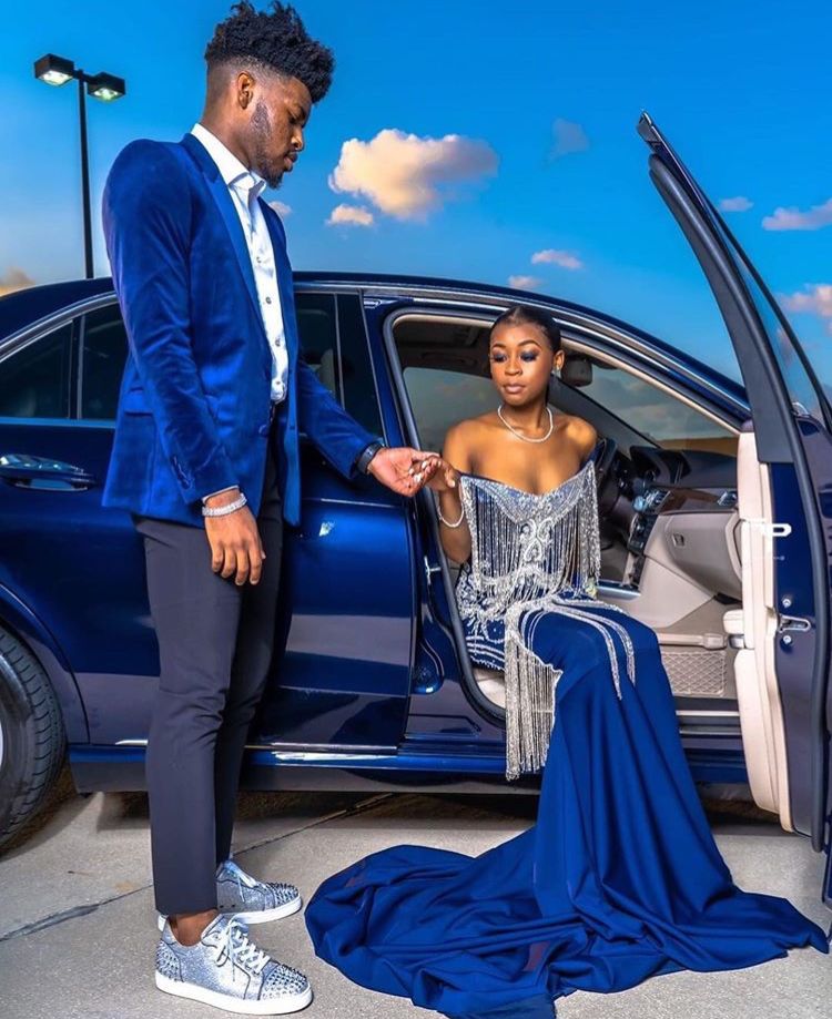 Royal Blue Velvet Blazer for Men's Wedding, 2 Pieces with Chic Peaked Lapel