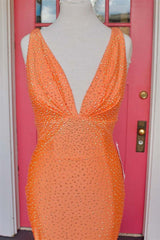 Simple V-Neck Backless Mermaid Long Prom Dress with Appliques
