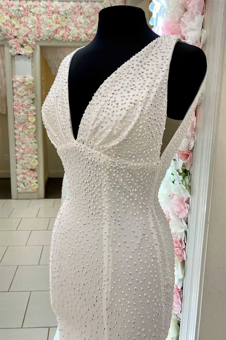 Simple V-Neck Backless Mermaid Long Prom Dress with Appliques