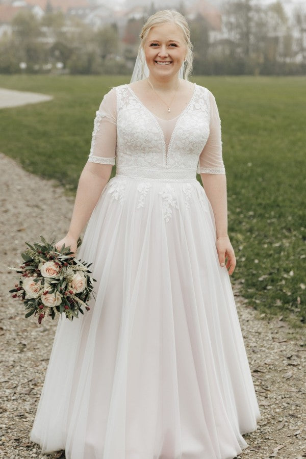 Babyonlines Simple Half Sleeves Plus Size A-line Lace Wedding Dresses