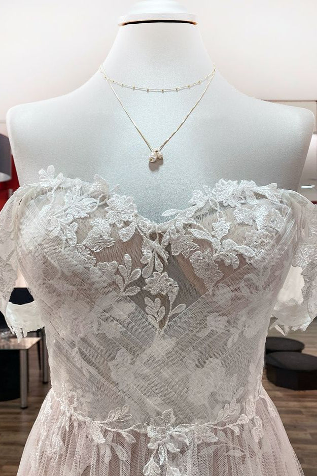 Sleeveless Off-the-Shoulder A-Line Wedding Dress with Ruffles and Tulle Lace Appliques
