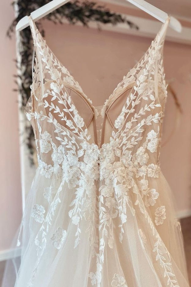 Spaghetti Strap V-Neck A-Line Backless Wedding Dress with Tulle Lace Appliques
