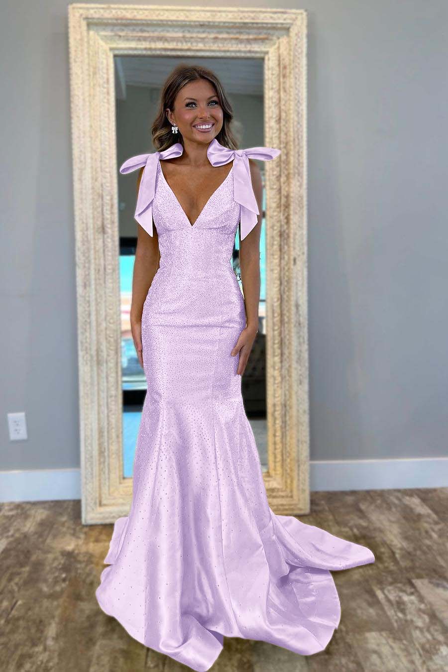 V Neck Mermaid Long Prom Dress with Beading
