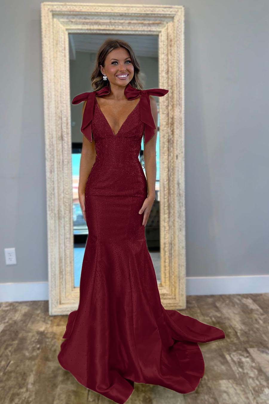 V Neck Mermaid Long Prom Dress with Beading