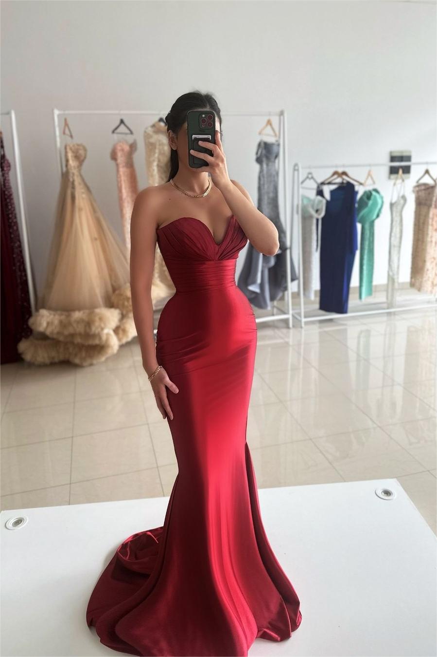 Stunning Burgundy Strapless High Waist Mermaid Long Prom Dress
