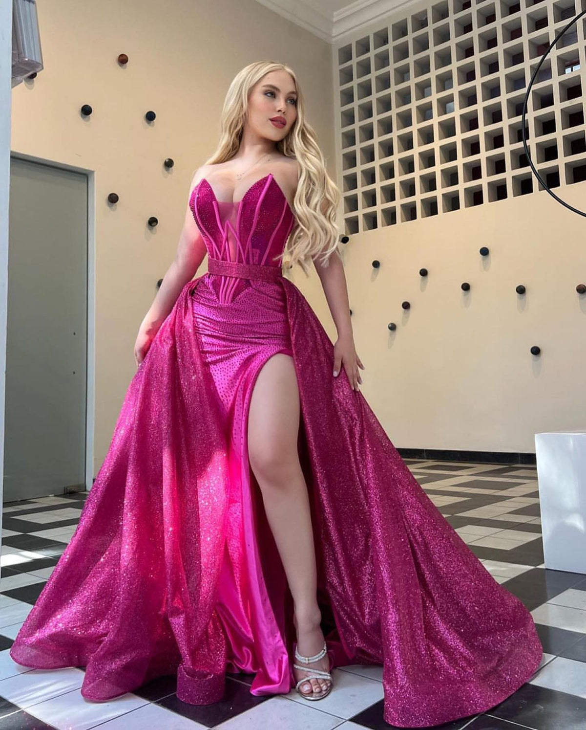 Stunning Sweetheart Long Split Prom Dress with Sequins and Ruffles