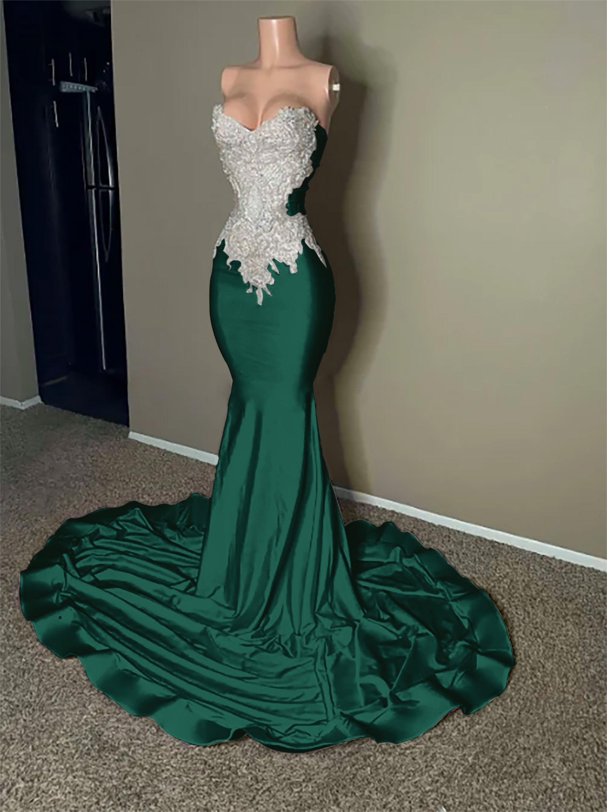 Stunning Strapless Mermaid Long Prom Dress with Embroidery