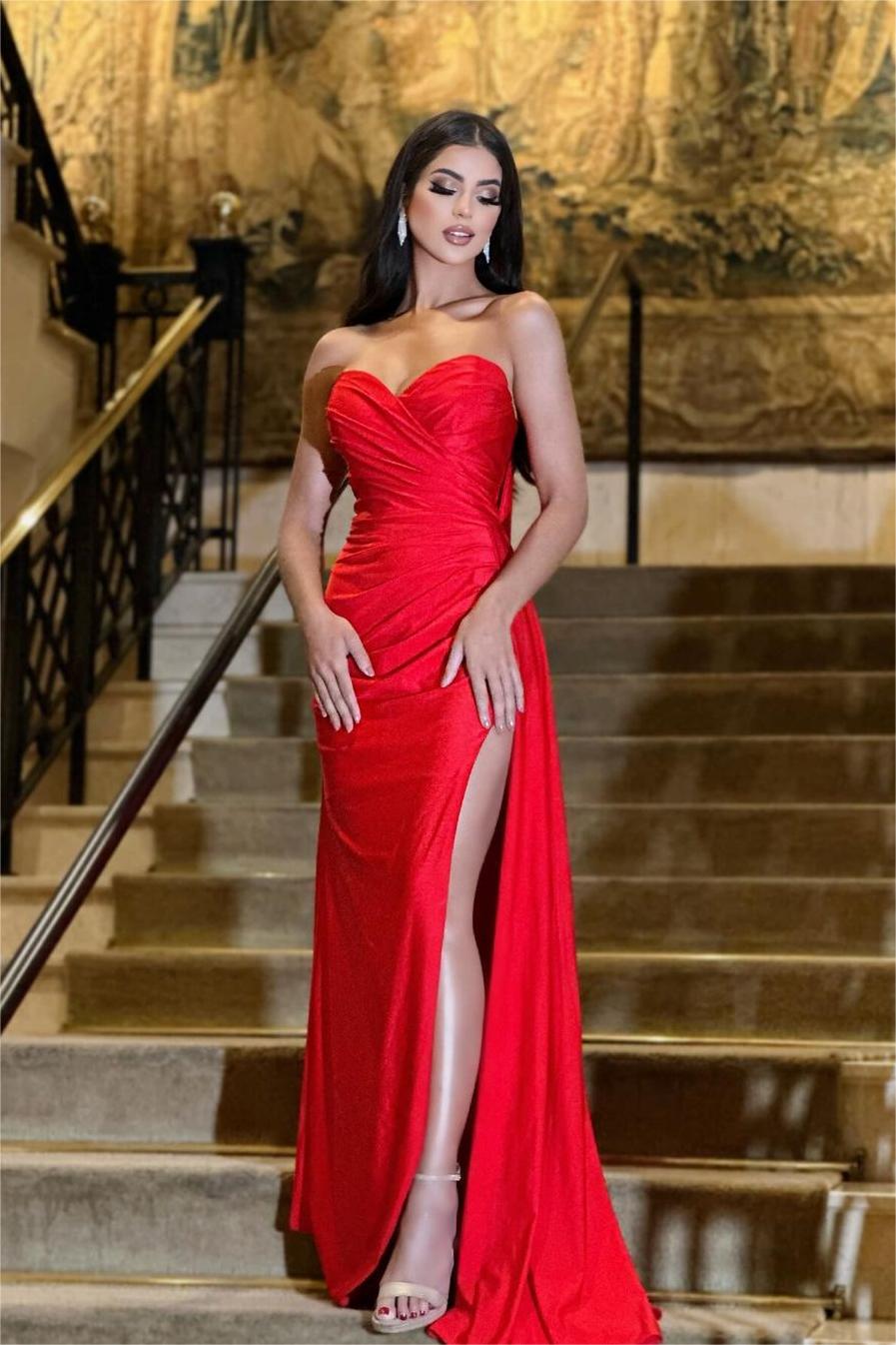 Stunning Red Strapless Sweetheart Long Prom Dress with Split and Pleated